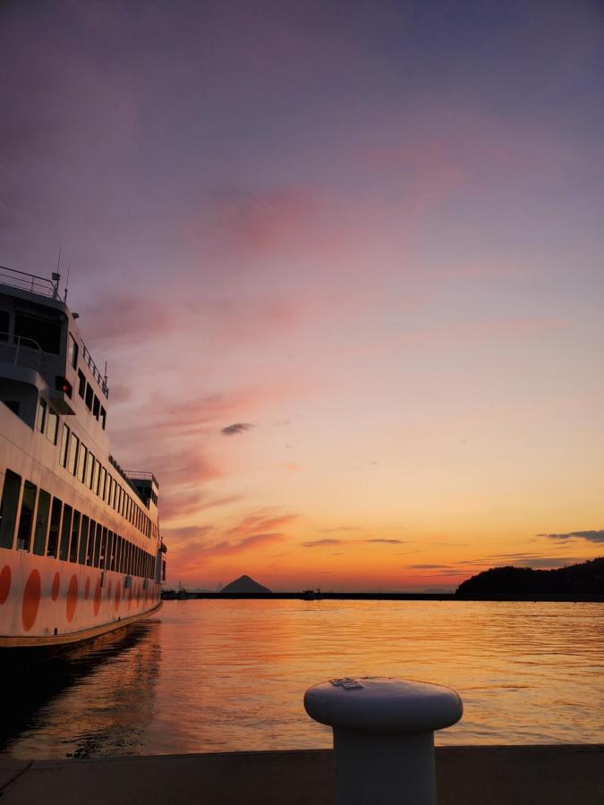 Yado Seven Beach Naoshima Εξωτερικό φωτογραφία