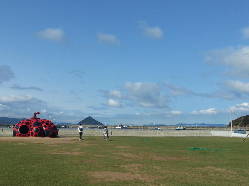 Yado Seven Beach Naoshima Εξωτερικό φωτογραφία